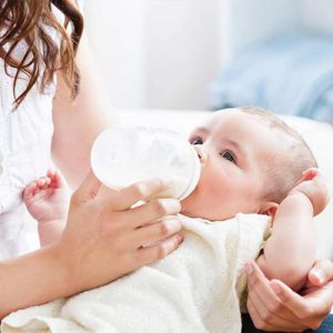 آموزش شیردهی و مراقبت از نوزاد
